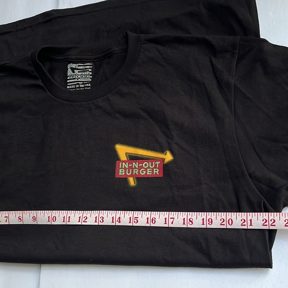 In-N-Out Burger Limited Edition Tee 75 Years T-Shirt Size L Short Sleeves - Picture 14 of 15